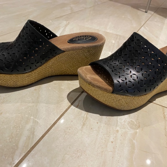 Clarks Artisan - Picture 3 of 6